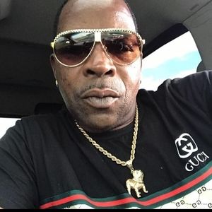 Meet your Posher, Byron